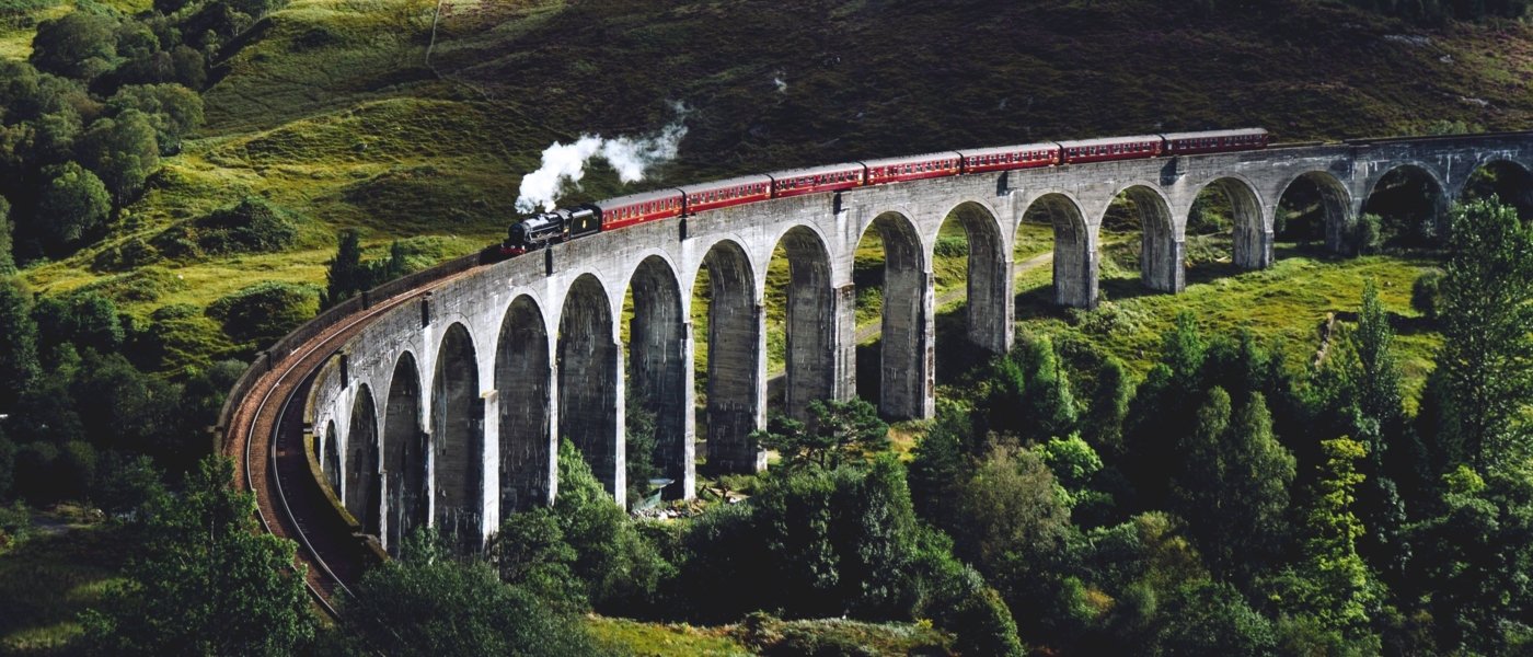 Famous train on a viaduc in Scotland - Wine Paths