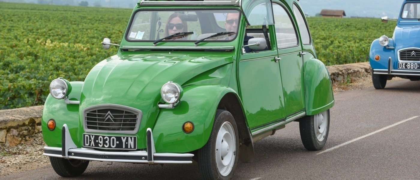 Old cars tour in burgundy - Wine Paths