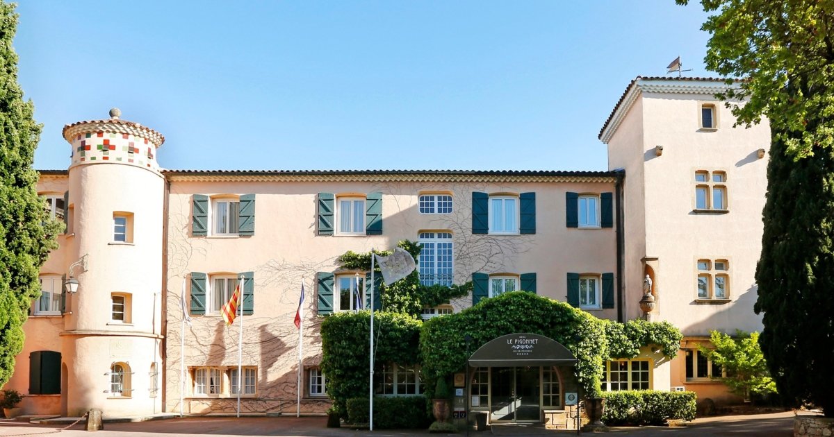 stay at hotel le pigonnet wine paths