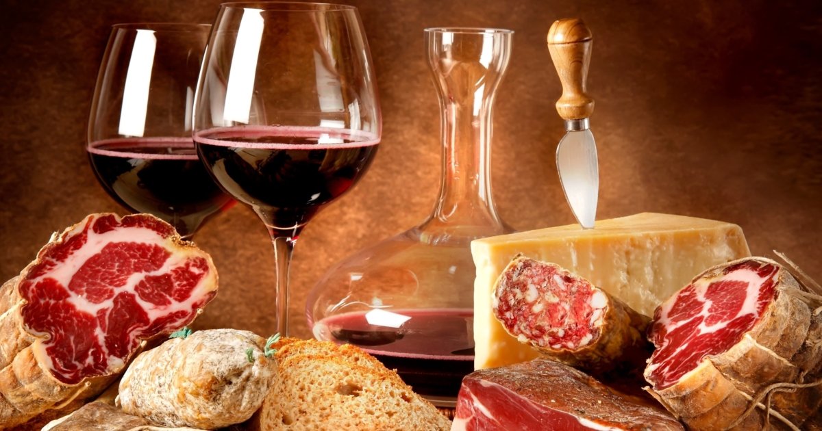 Tasting of the Martina Franca capocollo with wine pairing (Puglia