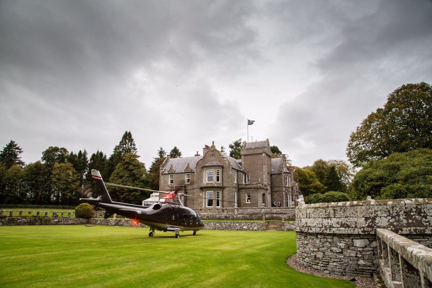 Helicopter to Turin Castle - Wine Paths