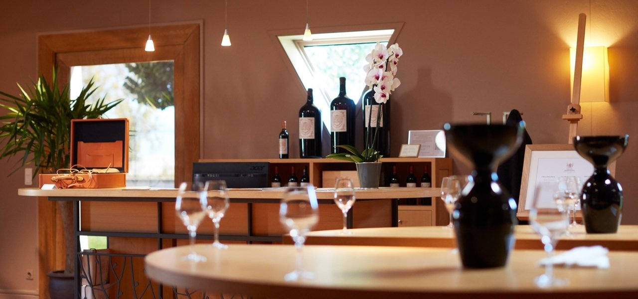 wine tasting room