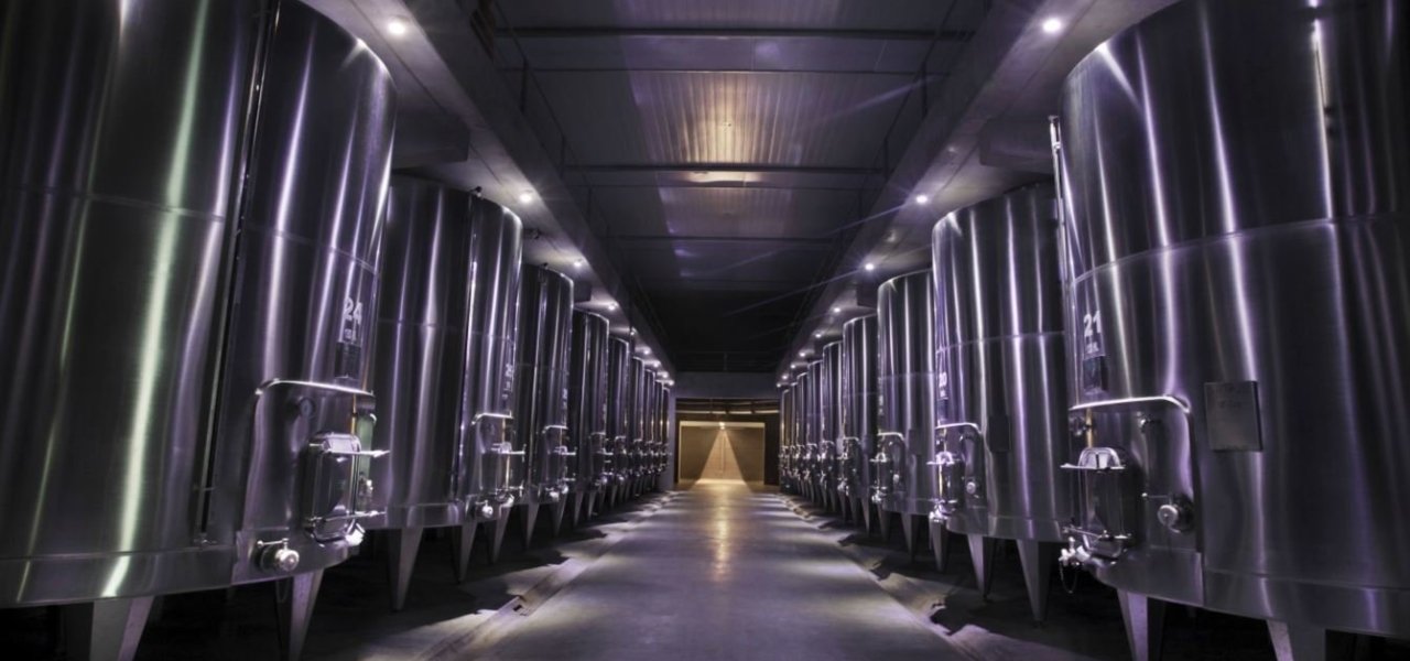 vat house at bodegas diamandes