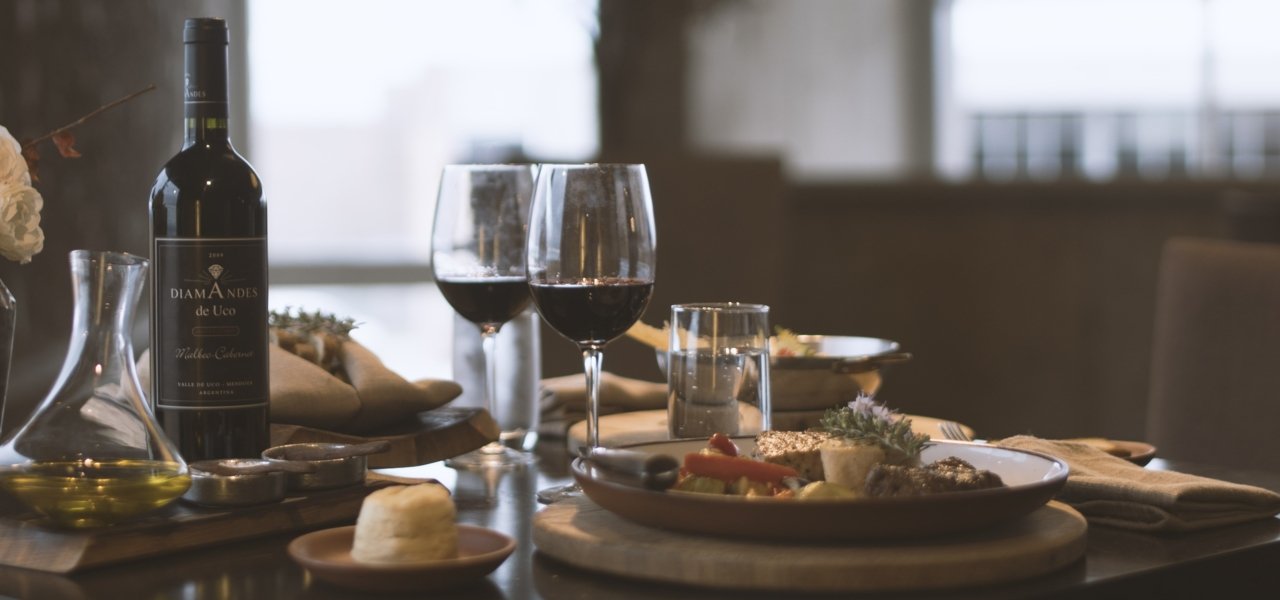 dining-experience-at-bodega-diamandes.jpg