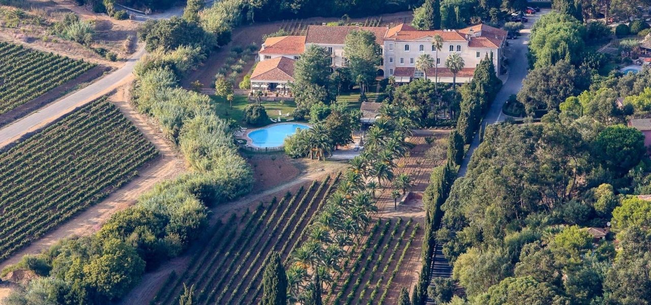 Aerial view of the hotel - Wine Paths