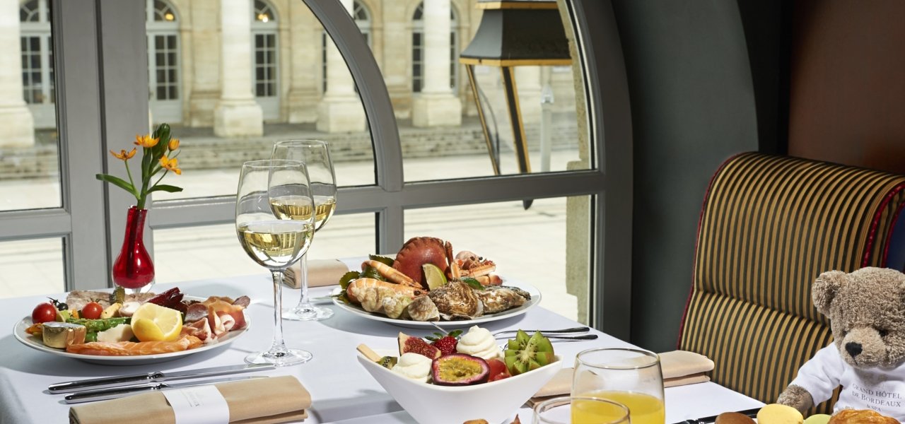 Dine At Le Bordeaux Gordon Ramsay Restaurant Wine Paths