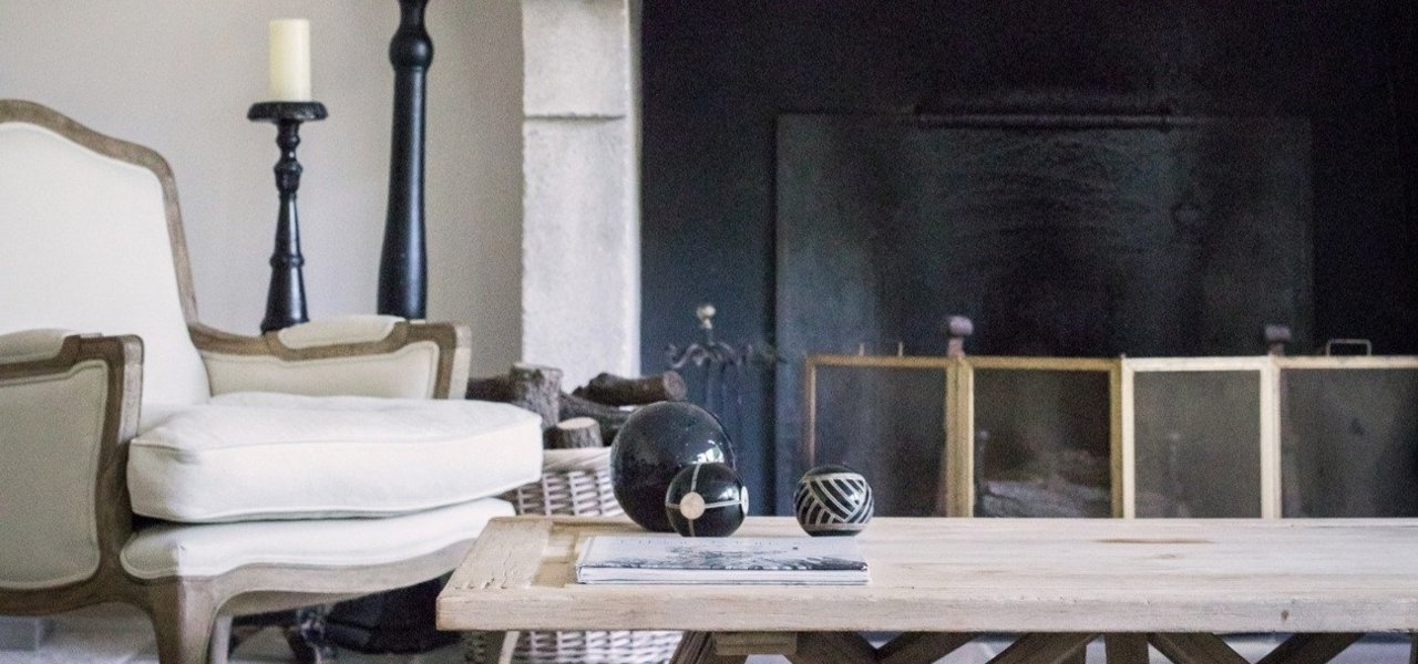 Chimney at Domaine de Fontenille - Wine Paths